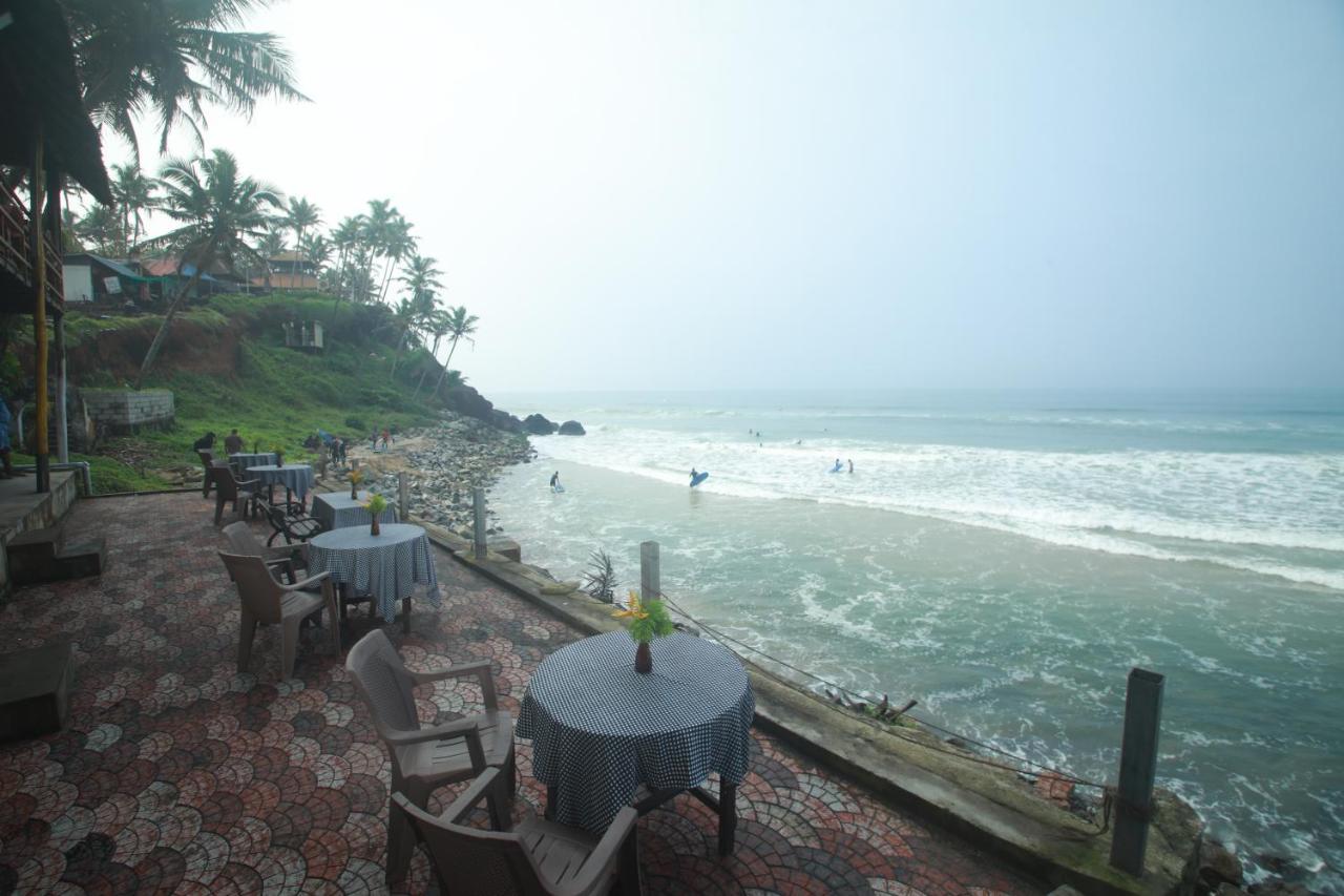 Black Beach Resort Varkala Ngoại thất bức ảnh