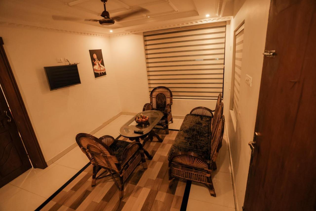 Black Beach Resort Varkala Ngoại thất bức ảnh