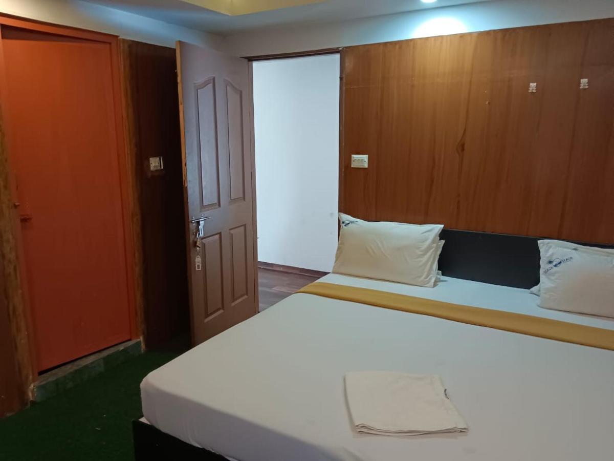 Black Beach Resort Varkala Ngoại thất bức ảnh