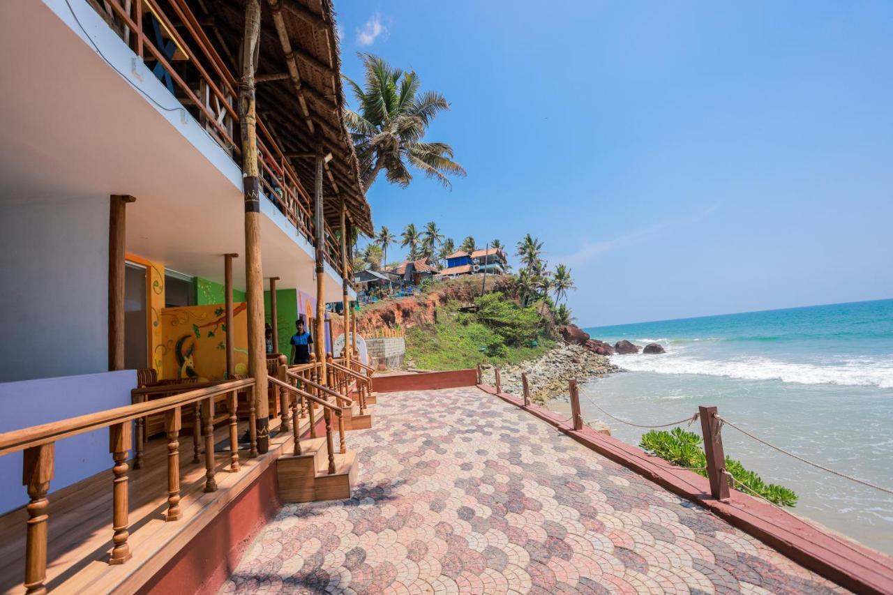 Black Beach Resort Varkala Ngoại thất bức ảnh