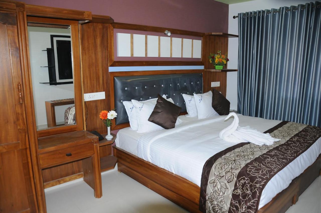 Black Beach Resort Varkala Ngoại thất bức ảnh