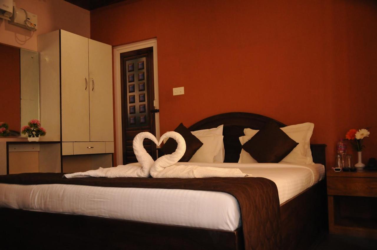 Black Beach Resort Varkala Ngoại thất bức ảnh