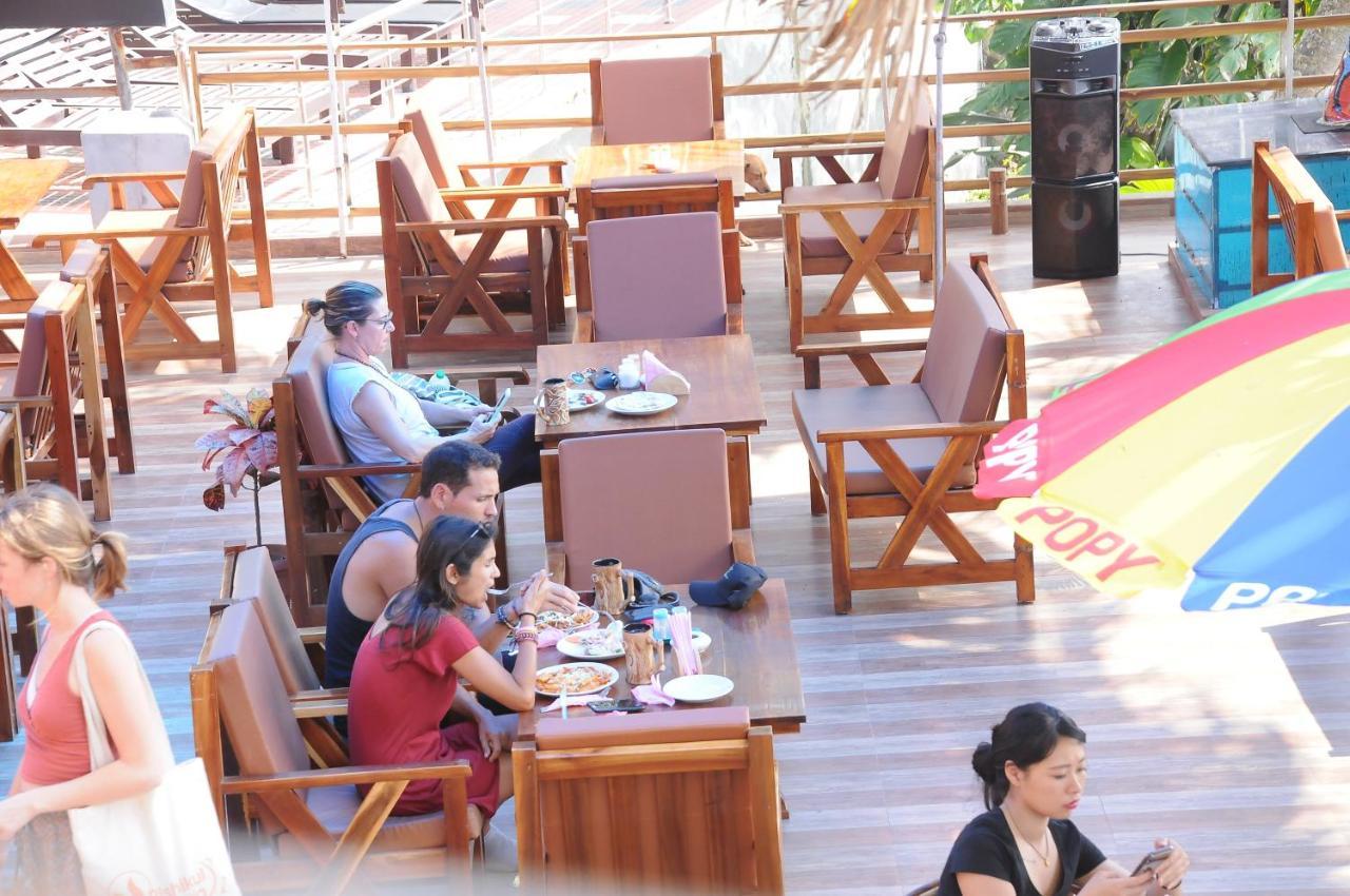 Black Beach Resort Varkala Ngoại thất bức ảnh