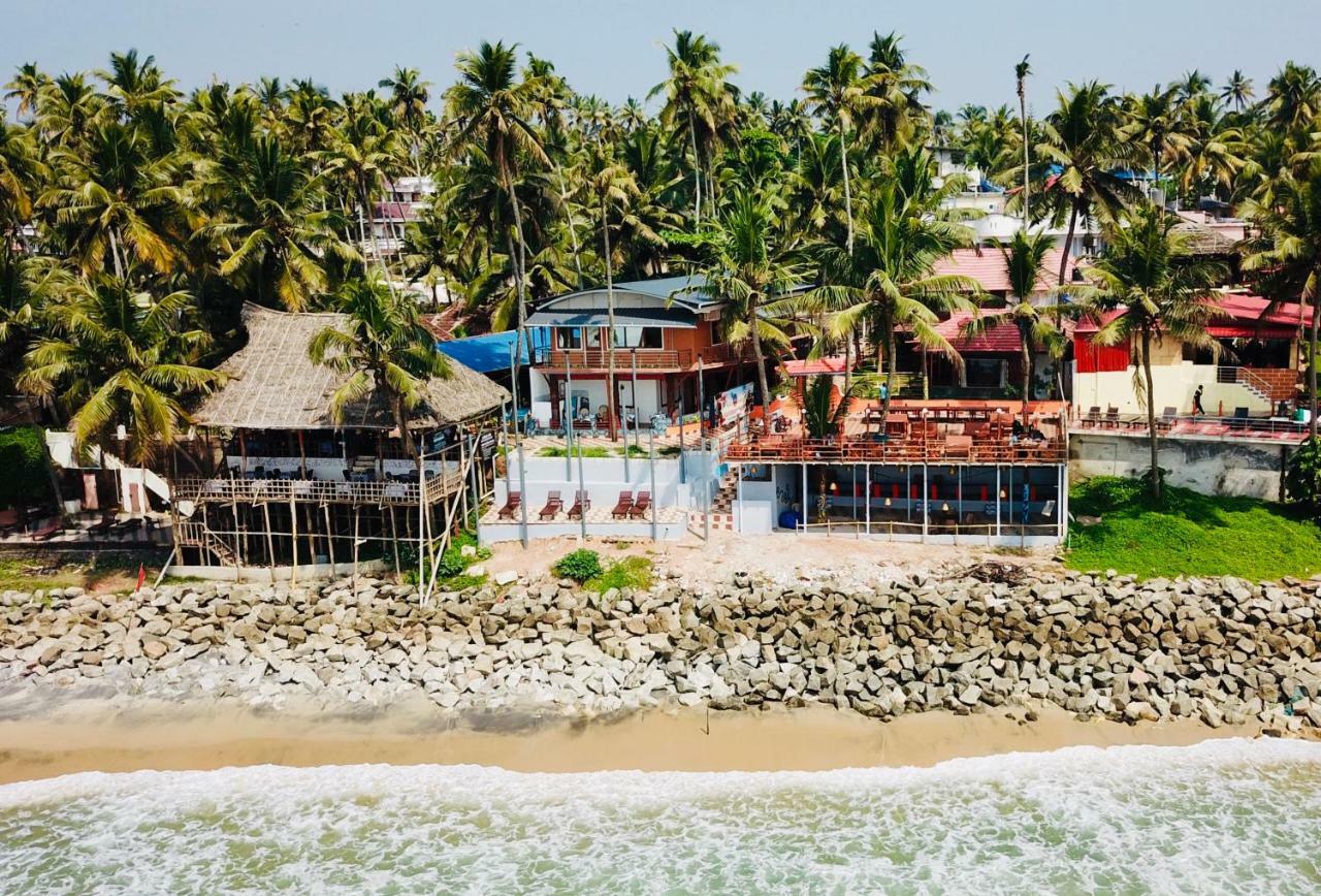 Black Beach Resort Varkala Ngoại thất bức ảnh
